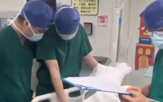 遭大型犬咬伤男童家属众筹10万元：后期相关赔付到位后，如有剩余将退还给捐款人 ！