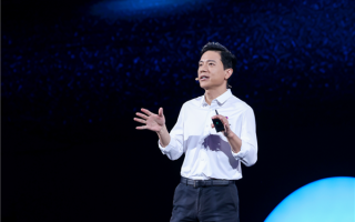 李彦宏：百度模型研发重点在有实际应用价值领域 不必每个方向都领先 ！