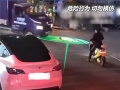 3岁幼童躺街上被快递车碾压身亡 中通快运回应 ！