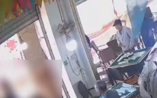 警方回应“女方未退彩礼男方砍人”：两名行凶者当场被控制，原因待调查！