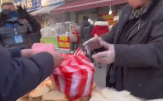 小土豆买鱿鱼被坑：管理员怒怼商家 ！