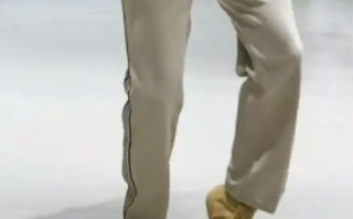 00后男生跳科目三后无法下蹲：​医生检查后诊断为胫骨平台骨挫伤 ！