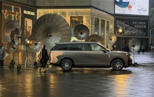 小鹏全新旗舰SUV GX实车亮相：大湾区“路虎揽胜”来了 ！