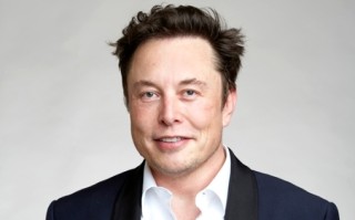 马斯克：5年内AI比所有人加起来更聪明 ！