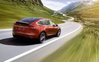 曾称中国工人无愧月薪上万！马斯克：中国聪明又勤奋的人比美国多得多 ！