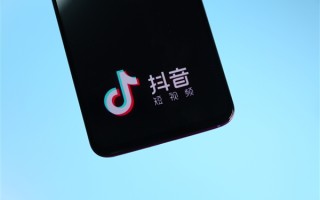 彻底凉凉！摆拍“秦朗丢寒假作业”博主猫一杯微信封号、抖音永久封禁 ！