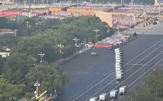 比亚迪商用车：比亚迪纯电动环卫车护航九三阅兵 !