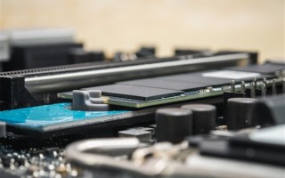 每秒1亿IOPS！铠侠与NVIDIA联手：比传统SSD快近百倍的固态硬盘要来了 直连GPU !