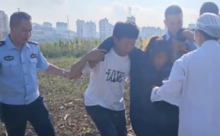 女子因感情问题喝农药后跑进玉米地：找到时已非常虚弱无法正常行走 ！