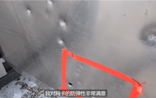 特斯拉Cybertruck皮卡防弹测试：亚音速子弹只打出小坑 ！