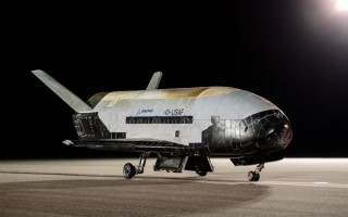 第一次！SpaceX猎鹰重型火箭将发射美国军方空天飞机X-37B ！