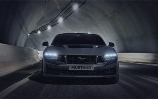 电子手刹也能漂移！福特Mustang Dark Horse上市定档：品牌最强V8 ！