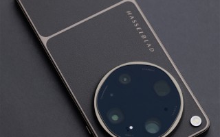 OPPO回应Find X9 Ultra后摄为何折腾成六边形：复刻相机光圈轮廓 !