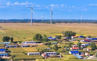 齐齐哈尔龙江300兆瓦风电项目首批风机并网：装机容量达175兆瓦 ！