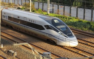 高铁为何不卖方便面 高铁设计师详解 ！