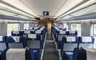 高铁二等座的座位为什么是2+3：其中竟有数学知识！ 