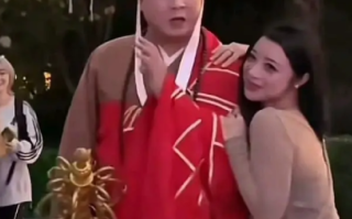 成都欢乐谷“唐僧”走红 ！网友：这么多年了 唐僧还是这窝囊劲儿！
