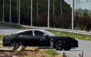若定价40万你买吗 小米SU7L外观曝光！后排空间大幅度改善 !