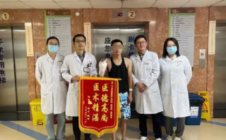 29岁小伙手腕被切断医生通宵缝合: 右手保住了！