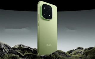 iQOO 15 Ultra已在路上：配置最激进的iQOO旗舰 !