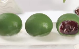 女子一天“狂炫”5个青团进医院 医生：不能贪吃 ！