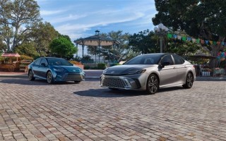 合资中级轿车“王者”加入价格战！全新第9代凯美瑞降价3万入局 ！