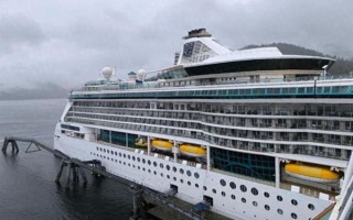 美国一2000多人豪华邮轮爆发病毒！高度传染性 已有近百人感染 !