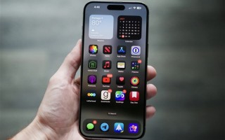 iPhone迎来历史性转变：苹果iOS 26首次开放通话/信息等核心功能 ！