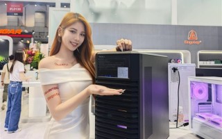 鑫谷机箱新品齐亮相：自带显示器的探云WS3 Ultra、还有最新BTF3.0产品 ！