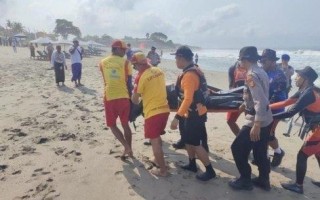 乌克兰女网红卡琳娜老公仲尼在巴厘岛溺亡：当天正是生日 ！
