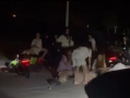 女子遭殴打扒衣:有打人者穿着校服，对该长发女性拳打脚踢、拉拽头发、扇耳光 ！