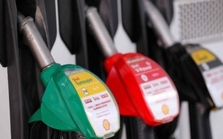 国内油价下周一晚调整！预计下调5元/吨：搁浅几率较大 ！