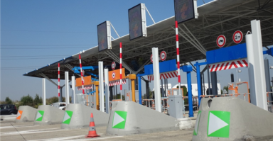 五一假期广东多条高速设置合法逆行路段 网友：建议全国推广 !