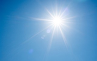 北方多地网友拍到极光：大自然的神奇美景 !