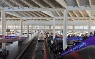 卢伟冰首次体验西班牙高铁：感慨中国高铁发展太快 完成从追赶到超越 ！