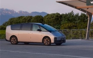 上海MEGA起火后 理想主动宣布召回!专家:成熟企业应有的责任感和担当 ! 上海MEGA起火后 理想主动宣布召回!专家:成熟企业应有的责任感和担当 !