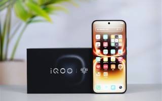 451万分最强旗舰手机！iQOO 15 Ultra图赏 ！