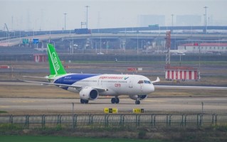 国产飞机C919、ARJ21逛遍东南亚五国：终于回家了！ 