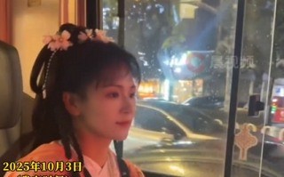 “黄蓉来开公交了！”湖北一美女司机走红 绝美笑颜引盛赞 本人发声 !