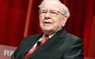 巴菲特卸任前夕 得力助手Todd Combs转投摩根大通 ！