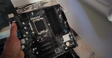 华擎妖板H610 Combo实物曝光：2槽DDR4+4槽DDR5合体！ 