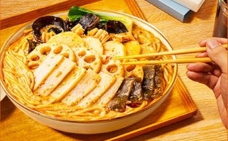 天水麻辣烫火了！南京一米线店改名成甘肃麻辣烫店 !