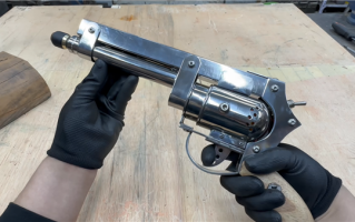 手工耿自制左轮锂电钻 网友：这次真有用了 !