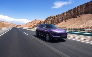 问界M8累计交付破6万辆 余承东：8月再交2万 纯电首发华为新技术 !