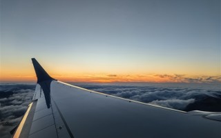 印尼航班机长、副驾居然同时睡着！飞机带着153名乘客跑偏 ！