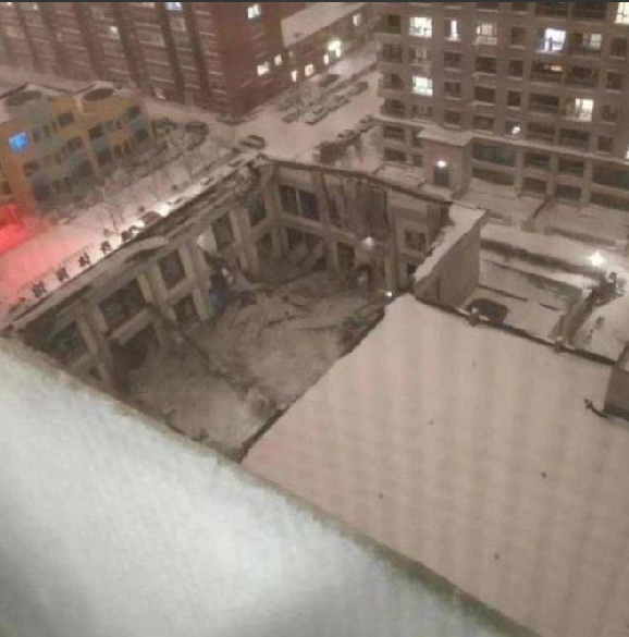 黑龙江体育馆坍塌事故致3人遇难，3人自行脱险，1人轻伤 ！负责人被警方控制 ！-第1张图片