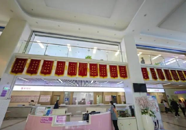 湖北一医院贩卖出生证6人被批捕：已对13名相关责任人立案审查 ！-第1张图片