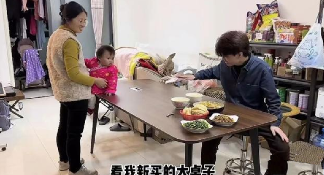 胡锡进谈亮亮丽君准备回老家：大城市里无根的“小人物”们能够过得下去很重要 ！-第1张图片